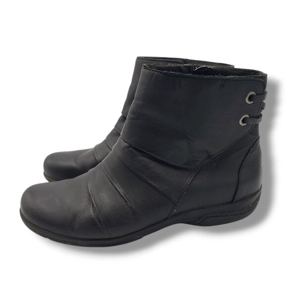 Clarks Collection Christine Tilt Boots Womens 9.5 Wide Black Leather Ankle Zip - Picture 5 of 9